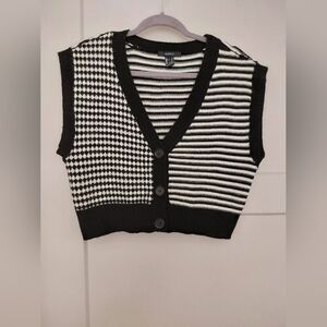 Forever 21 Black and White Striped Knit Vest